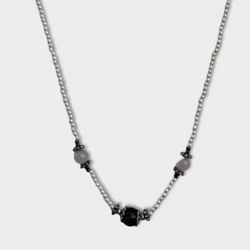 Beautiful seed bead wire necklace with Blue Center Bead and Metal 24 inch length - Picture 3 of 6